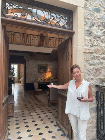 Valérie Buisson vous accueille au chateau du Souzy